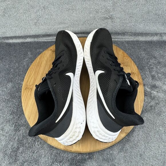 Nike Shoes Womens Size 8.5 Black White Revolution 5 Running Sneaker BQ3207-002 - Picture 6 of 9